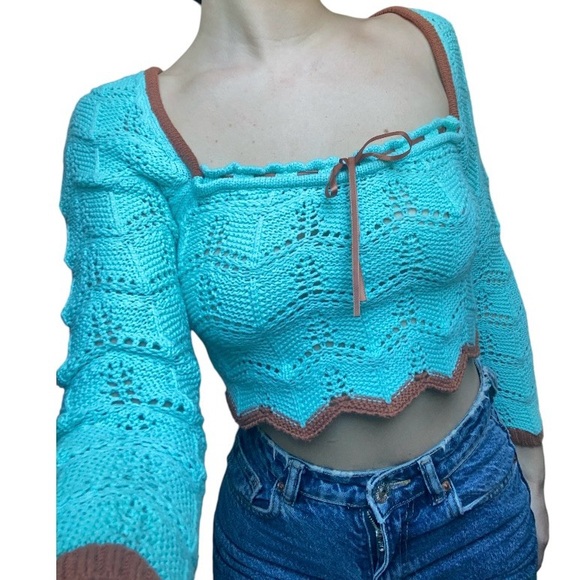 Urban outfitters blue crotchet cropped long sleeve top - Picture 3 of 4
